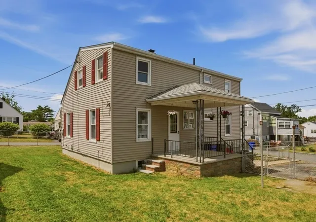 Homes for sale in Fall River, MA | 124 Woodman St, Fall River, MA 02724 | MLS# 73539161