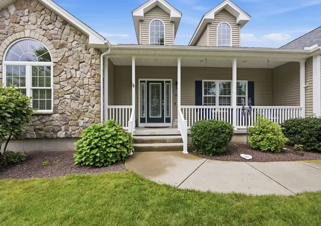 2nd image of 154 Mayflower Ave, Chicopee, MA 01013 | MLS# 73561278