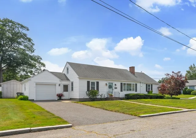Photo 3 of Sale Pending at 9 Kane St, Fall River, MA 02720 | MLS# 73563934 | Listing updated on 2026-09-06