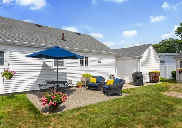 Photo 4 of Sale Pending at 9 Kane St, Fall River, MA 02720 | MLS# 73563934 | Listing updated on 2026-09-06