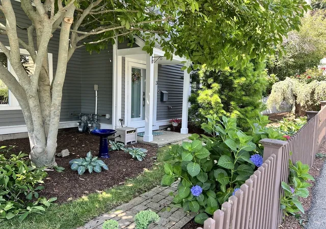Photo 3 of Sale Pending at 65 E Main St #3, Gloucester, MA 01930 | MLS# 73554033 | Listing updated on 2026-08-11