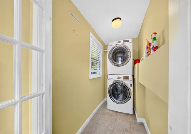 Photo 4 of Single family home for sale at 3 Round Hill St, Boston, MA 02130 | MLS# 73567344 | Listing updated on 2026-10-03