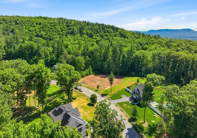 1st image of 7 Quigley Rd, Southampton, MA 01073 | MLS# 73541418