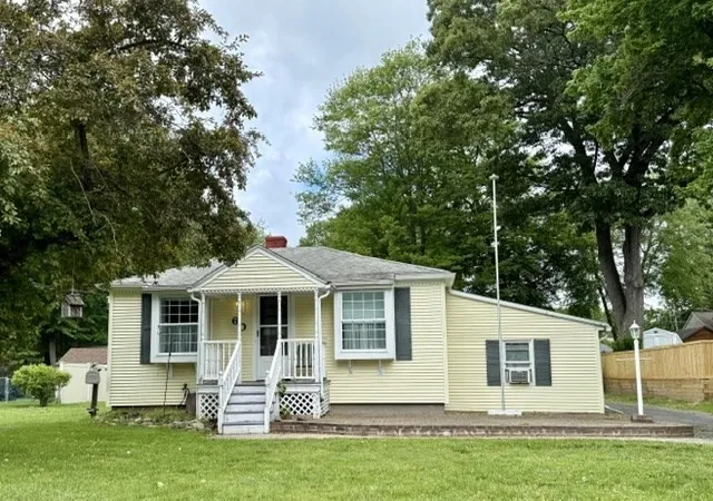 Homes for sale in Agawam, MA | 60 Silver Lake, Agawam, MA 01001 | MLS# 73527922