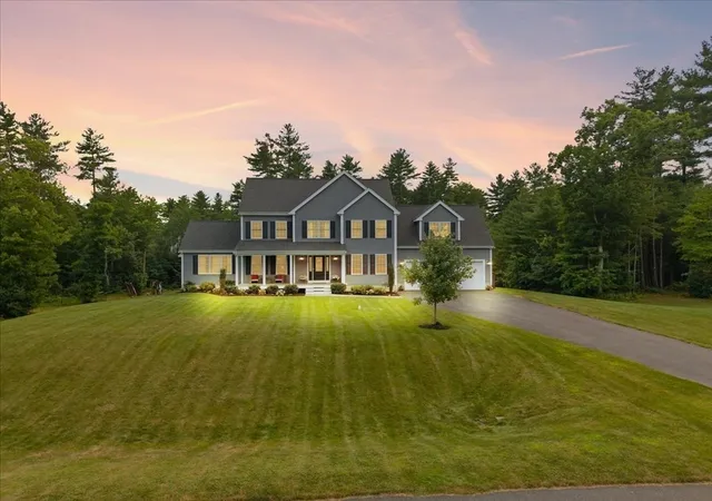 2nd image of 8 Paddock Cir, Middleboro, MA 02346 | MLS# 73550874