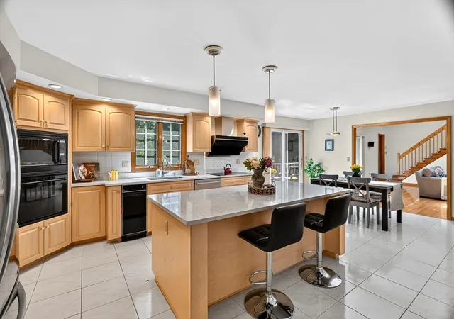 5th image of 29 Page Rd, Weston, MA 02493 | MLS# 73547645