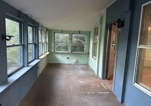 3rd image of 42 Brandt Beach Ave, Mattapoisett, MA 02739 | MLS# 73538085