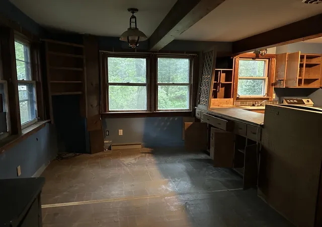 5th image of 42 Brandt Beach Ave, Mattapoisett, MA 02739 | MLS# 73538085