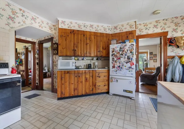 Photo 4 of Single family home for sale at 99 Lovett Rd, Oxford, MA 01540 | MLS# 73565470 | Listing updated on 2026-09-28