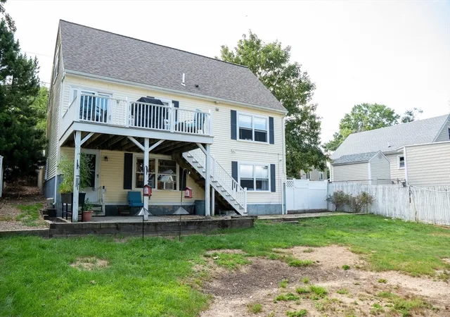 4th image of 512 Prescott St, New Bedford, MA 02745 | MLS# 73565946