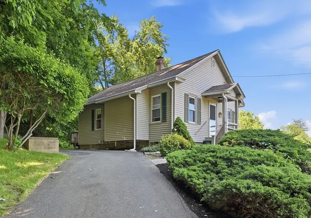 Homes for sale in West Springfield, MA | 114 Field Street, West Springfield, MA 01089 | MLS# 73535053