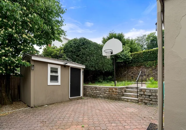 5th image of 30 Rosedale Ave, Everett, MA 02149 | MLS# 73550276