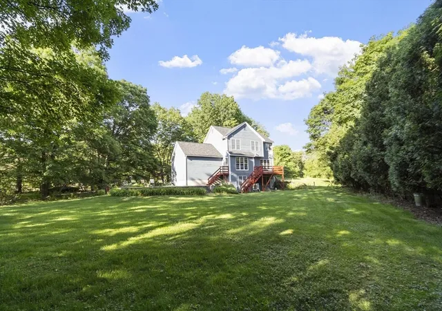 5th image of 3 Farmstead Way, Littleton, MA 01460 | MLS# 73534268