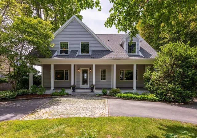 Photo 4 of Single family home for sale at 16 Hesperus Cir, Gloucester, MA 01930 | MLS# 73542573 | Listing updated on 2026-09-15