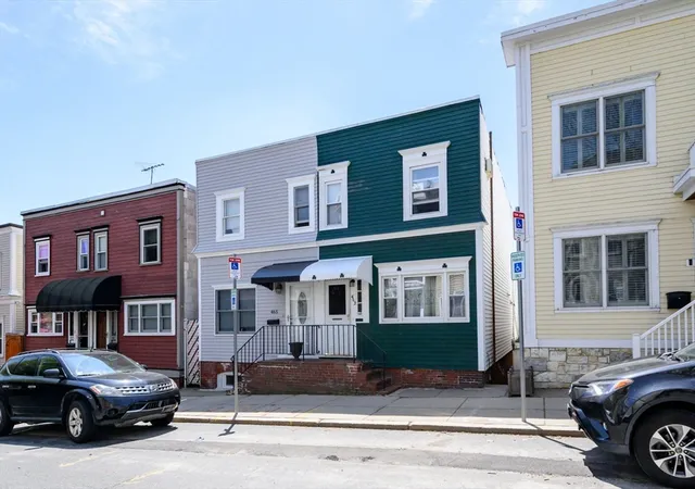 3rd image of 463 E 6Th St, South Boston, MA 02127 | MLS# 73522886
