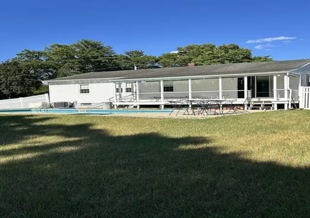 3rd image of 8 Patterson, Westfield, MA 01085 | MLS# 73549057