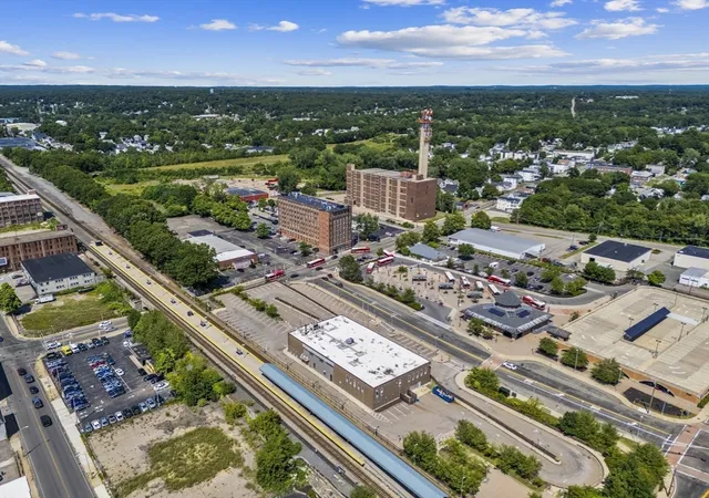 2nd image of 146Th Ct St, Brockton, MA 02302