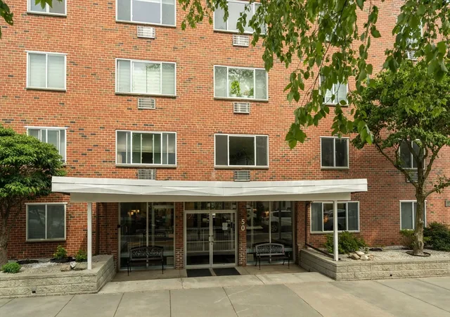 25th image of 50 Green Street #401, Brookline, MA 02446 | MLS# 73553528