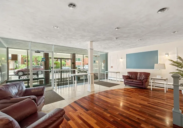 2nd image of 50 Green Street #401, Brookline, MA 02446 | MLS# 73553528