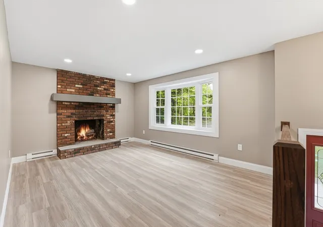 Homes for sale in Belchertown, MA | 41 Dressel Ave, Belchertown, MA 01007 | MLS# 73523212