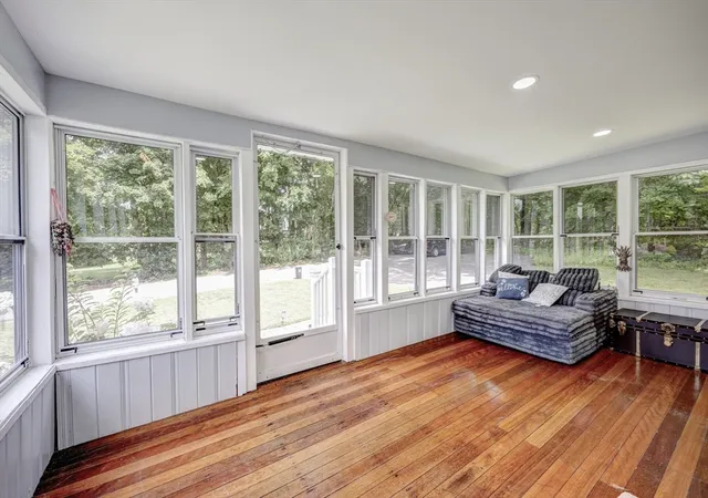 Photo 4 of Single family home for sale at 42 Pleasant View Ave, Lunenburg, MA 01462 | MLS# 73566498 | Listing updated on 2026-08-24