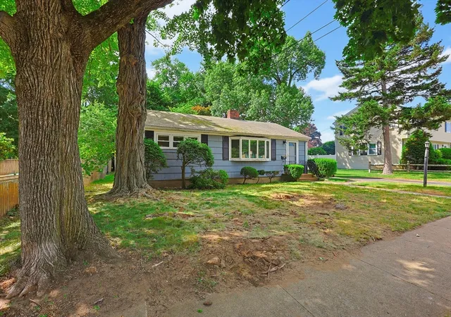 Homes for sale in Stoneham, MA | 10 Magnolia Ter, Stoneham, MA 02180 | MLS# 73537387