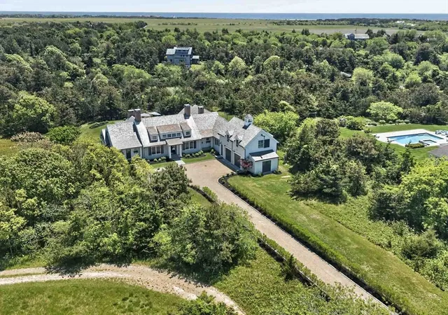 3rd image of 29 Slough Cove Rd, Edgartown, MA 02539 | MLS# 73548919