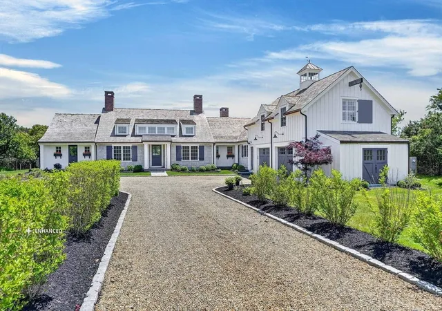 4th image of 29 Slough Cove Rd, Edgartown, MA 02539 | MLS# 73548919