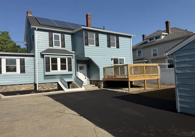 Photo 4 of Single family home for sale at 331 Burncoat St, Worcester, MA 01606 | MLS# 73543877 | Listing updated on 2026-09-18