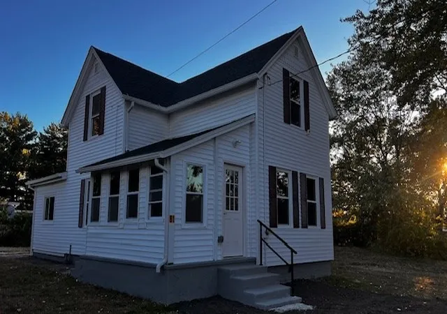 4th image of 81 Mccarthy Ave, Chicopee, MA 01020 | MLS# 73552818