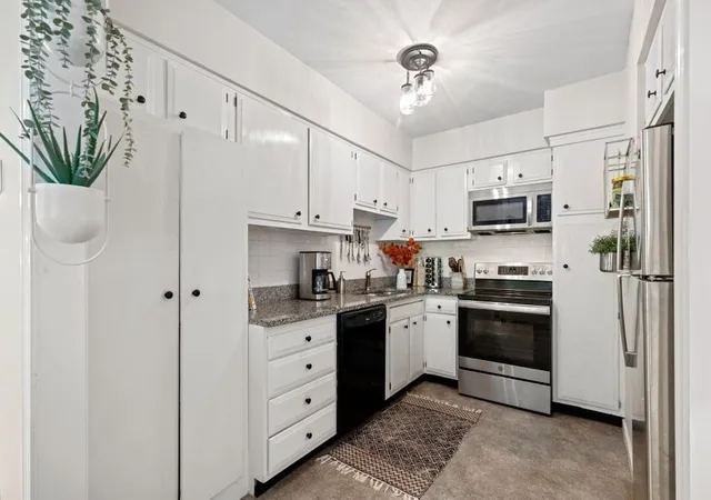 5th image of 54 Old Colony Way #U, Orleans, MA 02653 | MLS# 73561879
