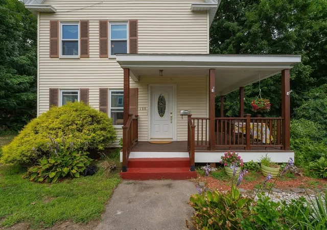 Photo 2 of Single family home for sale at 190 N Main St, Sharon, MA 02067 | MLS# 73555384 | Listing updated on 2026-09-18