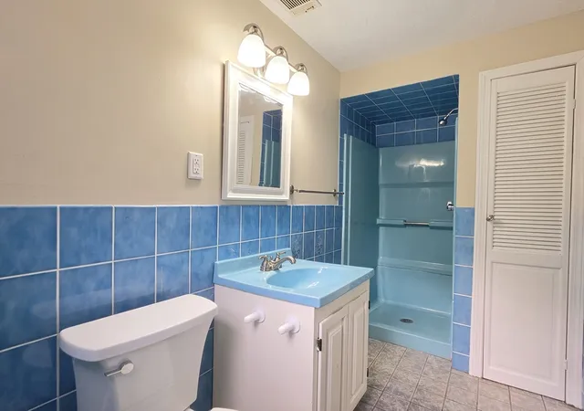 31st image of 8 Woodridge Ln, Ashland, MA 01721 | MLS# 73556807