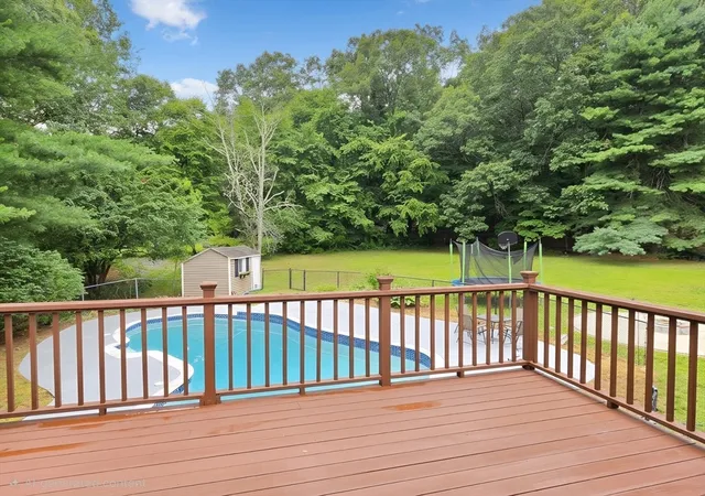5th image of 8 Woodridge Ln, Ashland, MA 01721 | MLS# 73556807