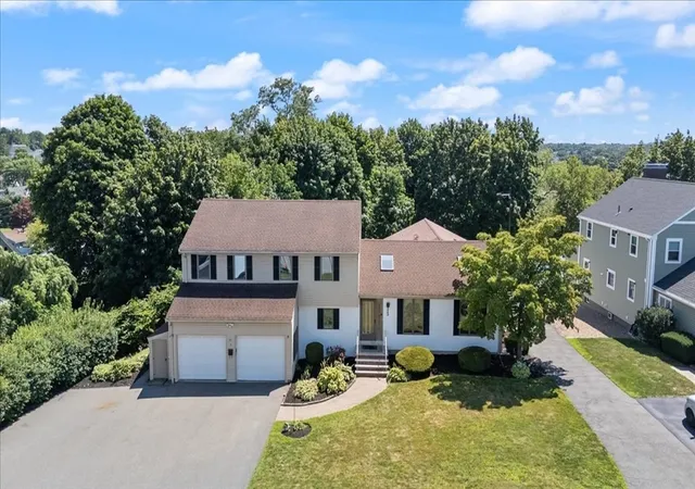 1st image of 5 Carol Ann Rd, Peabody, MA 01960 | MLS# 73559789