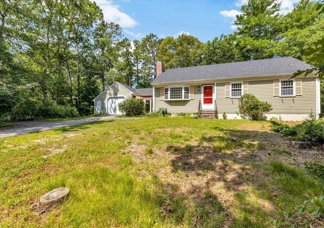 1st image of 804 Putnam Ave, Cotuit, MA 02635 | MLS# 73556634