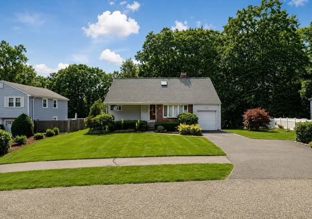 Homes for sale in Natick, MA | 17 Retrop Rd, Natick, MA 01760 | MLS# 73530109