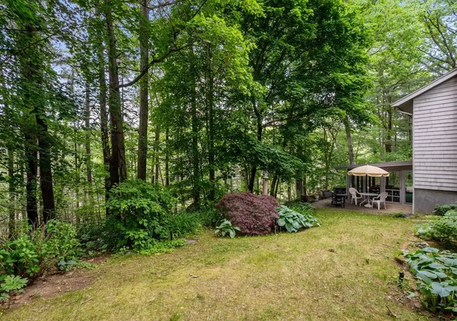 2nd image of 26 Arrowhead Rd, Weston, MA 02493 | MLS# 73530315