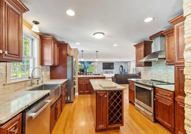 2nd image of 51 Belmont Rd, Leominster, MA 01453 | MLS# 73542591