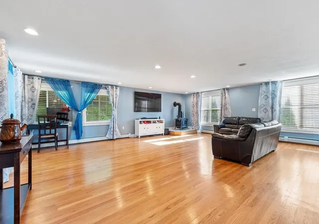 4th image of 51 Belmont Rd, Leominster, MA 01453 | MLS# 73542591