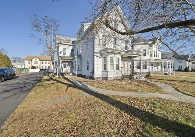 3rd image of 218 South Ave, Whitman, MA 02382 | MLS# 73554446