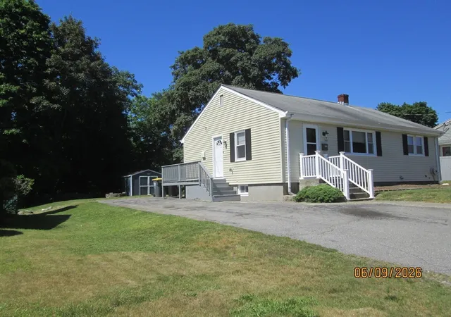 Homes for sale in Somerset, MA | 535 Shirley Ave, Somerset, MA 02725 | MLS# 73532604