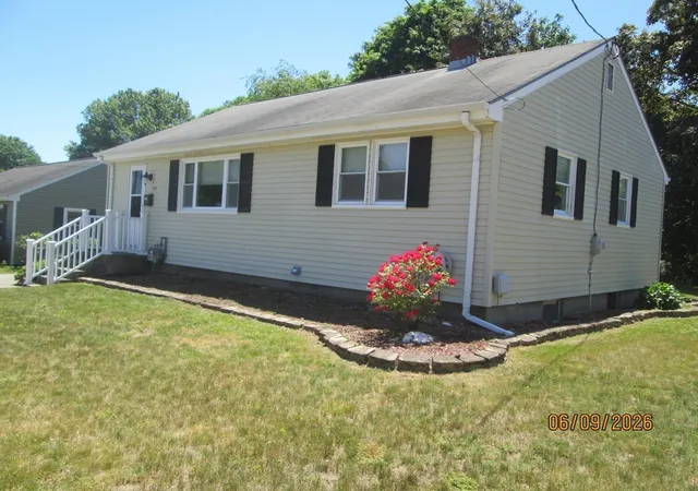 Homes for sale in Somerset, MA | 535 Shirley Ave, Somerset, MA 02725 | MLS# 73532604