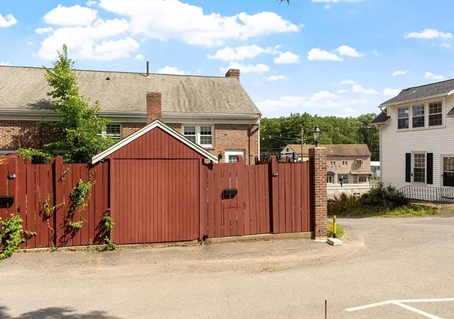 Homes for sale in Acton, MA | 274 Main St #1A, Acton, MA 01720 | MLS# 73547972