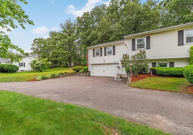 Homes for sale in Grafton, MA | 399 Providence St #A, Grafton, MA 01560 | MLS# 73541575