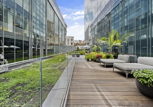 Homes for sale in Boston, MA | 1 Franklin St #1002, Boston, MA 02110 | MLS# 73504191