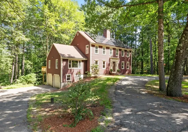 3rd image of 75 Elmwood Rd, Lunenburg, MA 01462 | MLS# 73566210