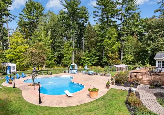 Homes for sale in Grafton, MA | 25 Valley View Dr, Grafton, MA 01536 | MLS# 73513595