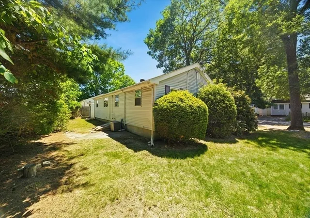 5th image of 52 Jacob St, Brockton, MA 02302 | MLS# 73545302