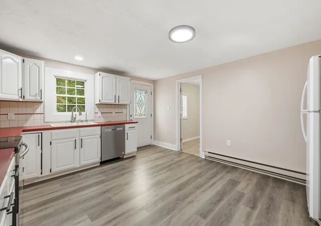 Photo 4 of Sale Pending at 18 Fuller Ave, Lancaster, MA 01523 | MLS# 73552668 | Listing updated on 2026-09-01